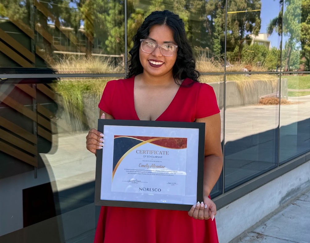 Scholarship Recipient Emely Alcantar
